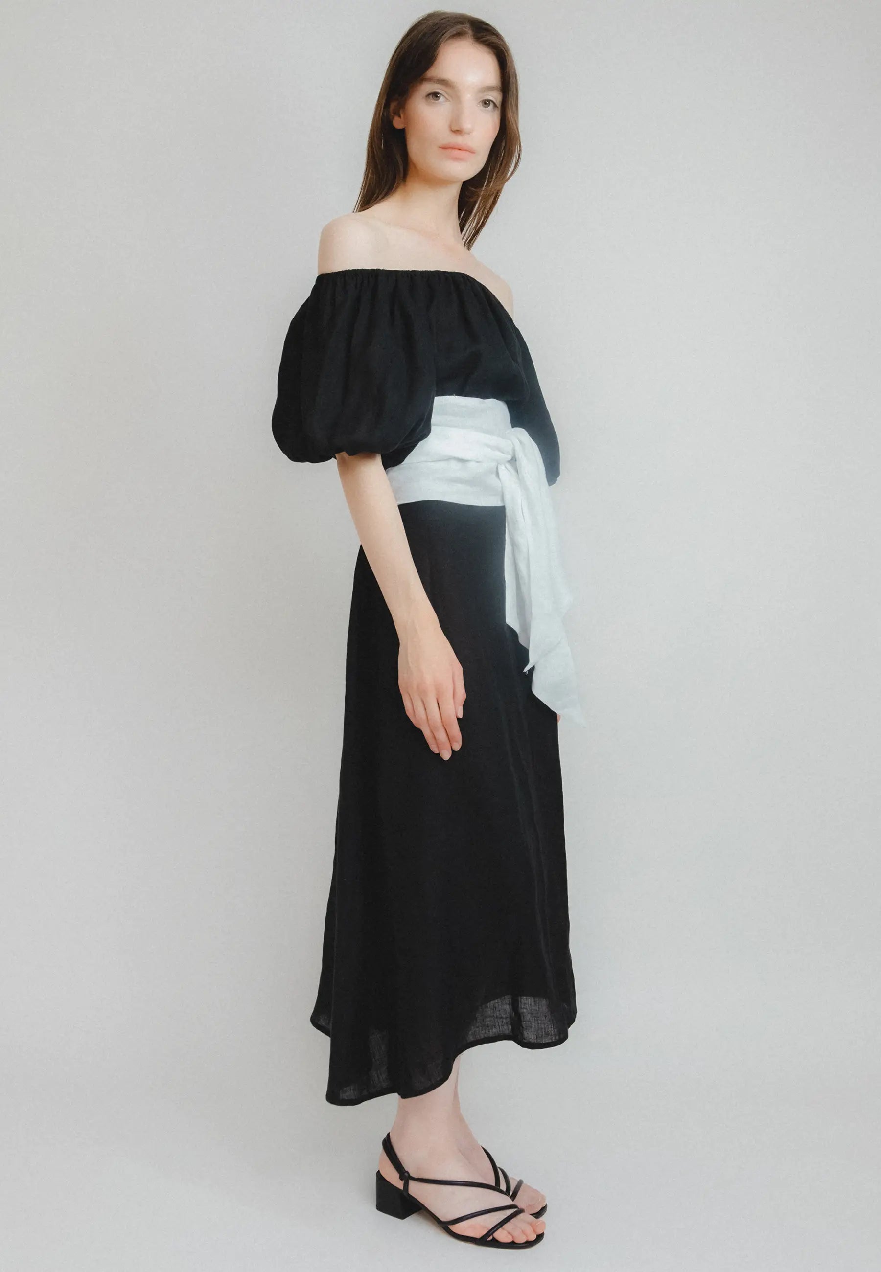 Gabrielle Dress | PRIS Switzerland Luxury Linen Dress | Swiss Design Gabrielle Dress | PRIS Switzerland Luxury Linen Dress | Swiss Design